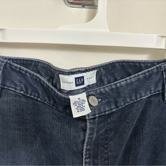 Gap casual corduroy pants - Picture 2 of 8